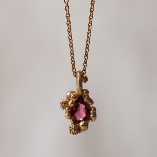 Twinkle Drop Ruby Necklace 18kt gold